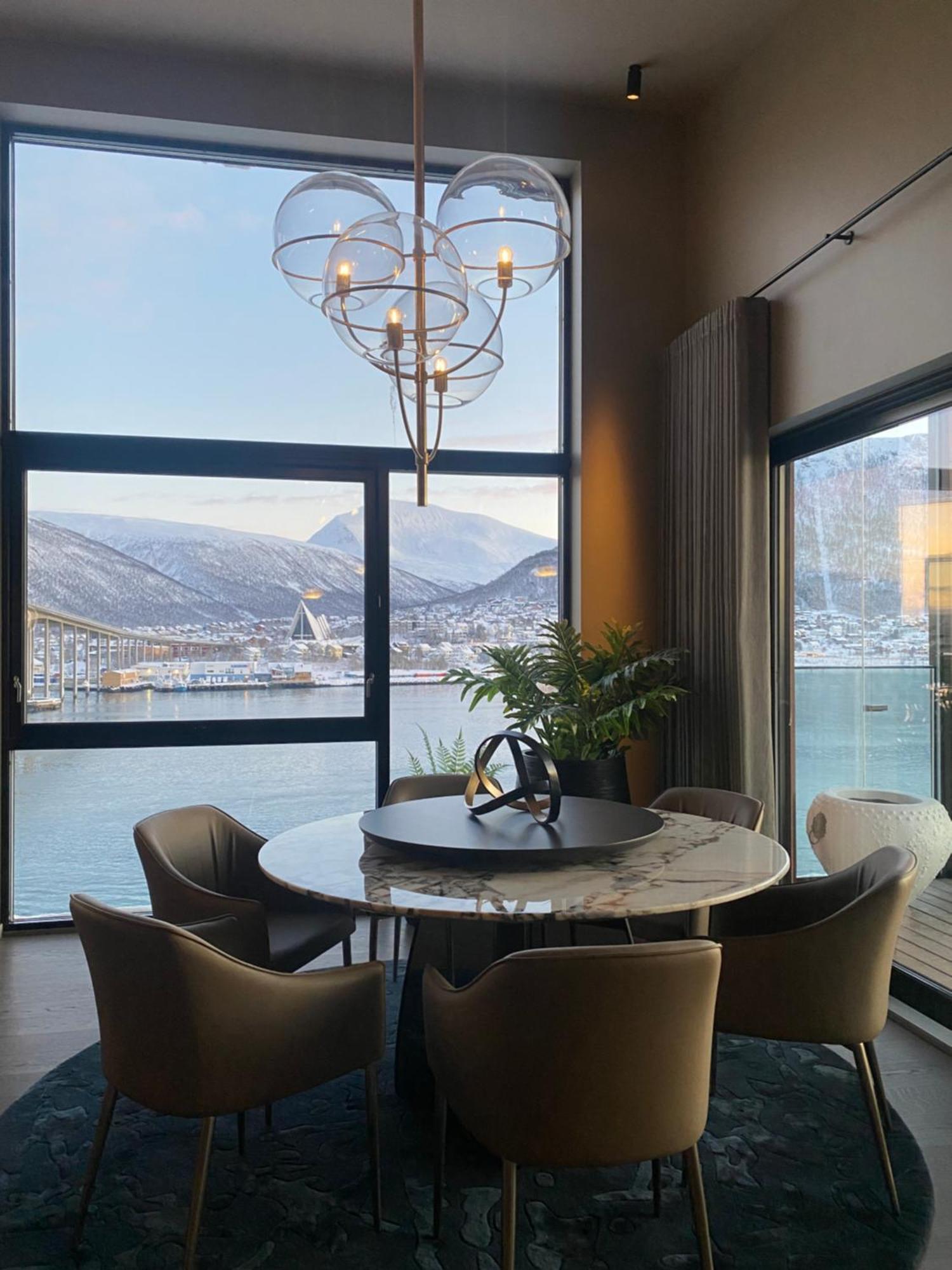 Vindlys Luxury Penthouse Apartment Tromsø Eksteriør bilde