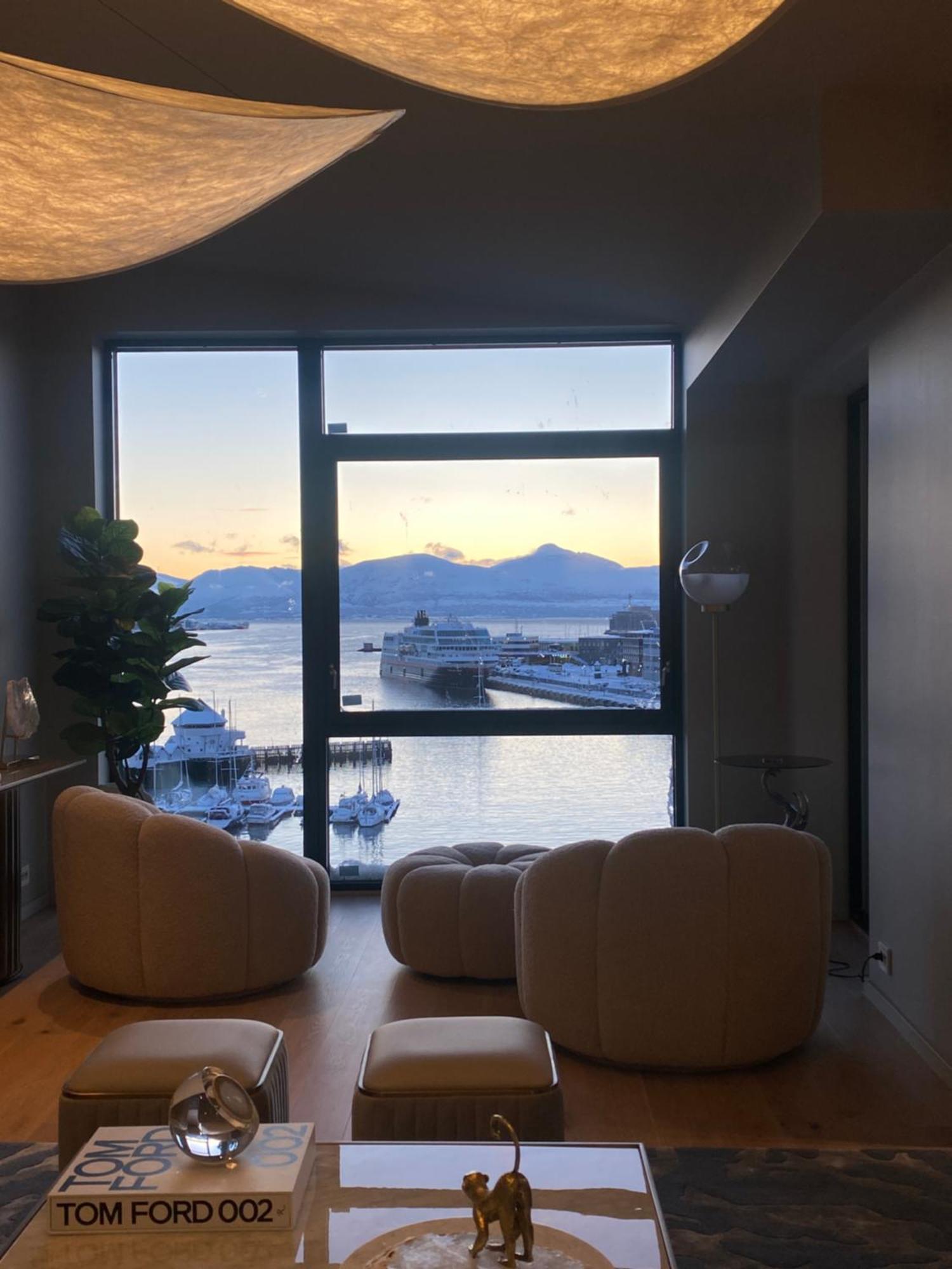 Vindlys Luxury Penthouse Apartment Tromsø Eksteriør bilde