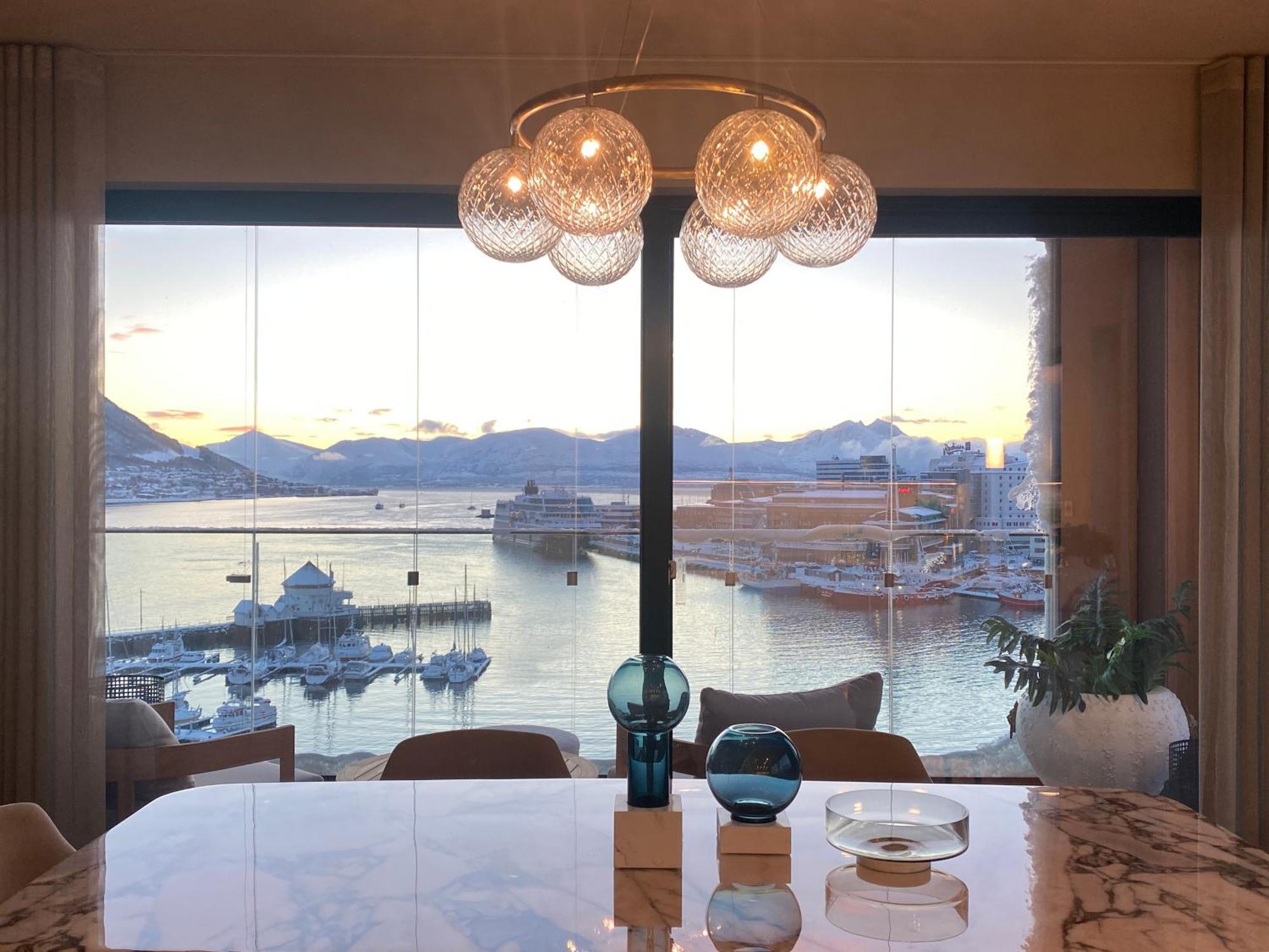 Vindlys Luxury Penthouse Apartment Tromsø Eksteriør bilde