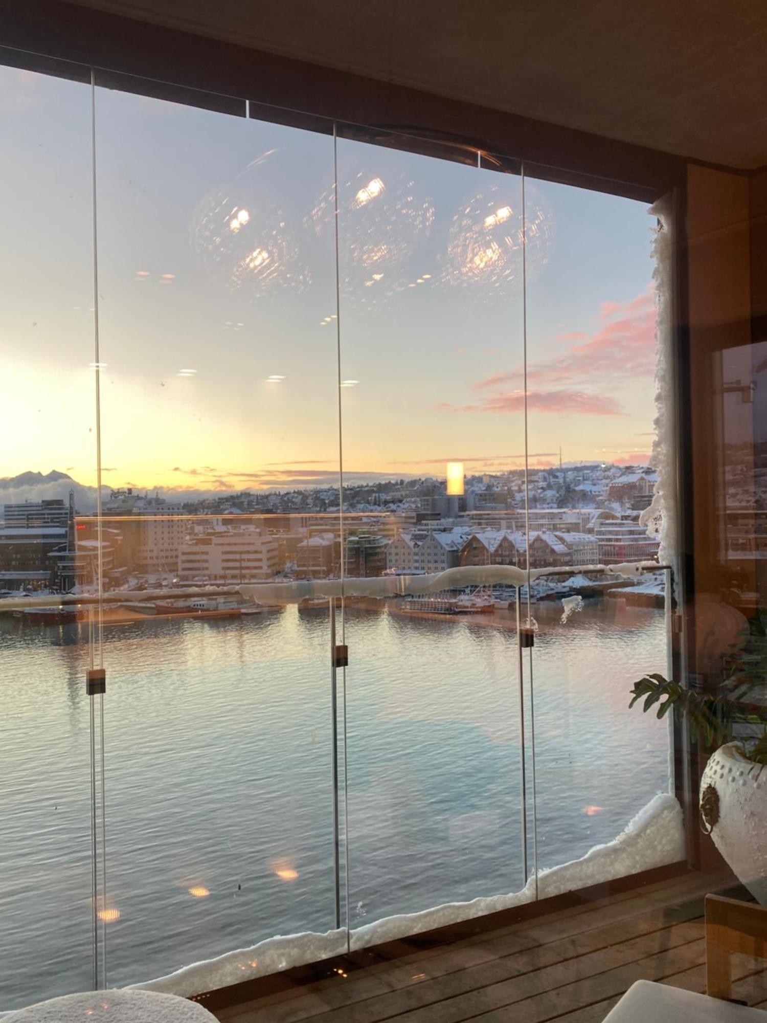 Vindlys Luxury Penthouse Apartment Tromsø Eksteriør bilde